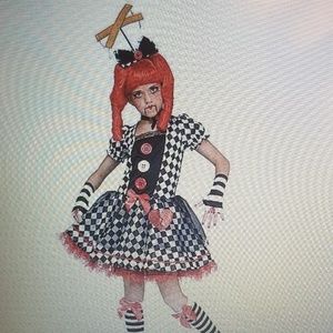 Meet your Posher, Manuela